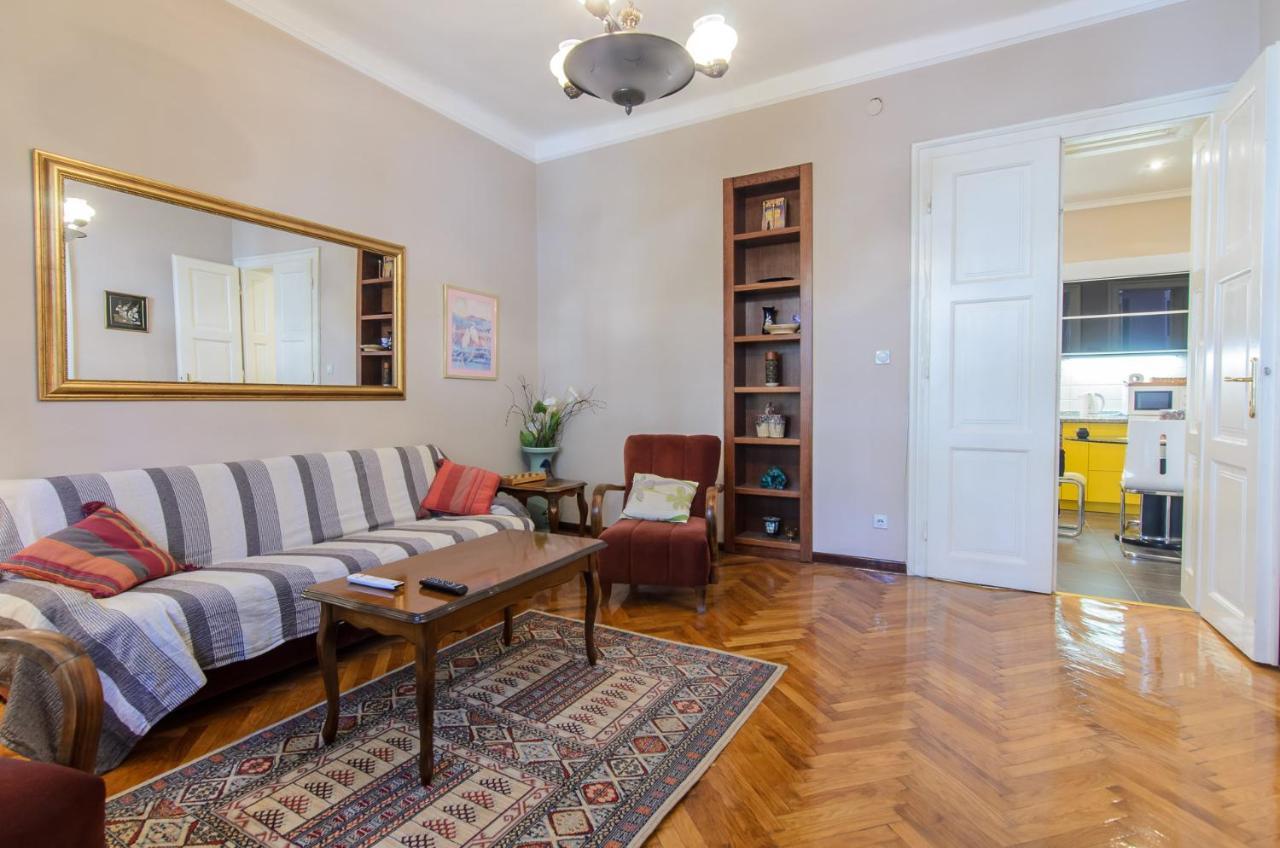Apartment Greenview Belgrád Kültér fotó