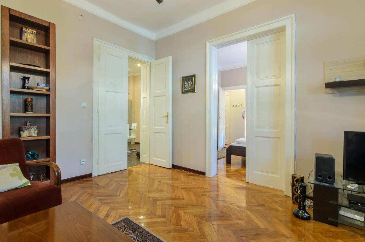 Apartment Greenview Belgrád Kültér fotó